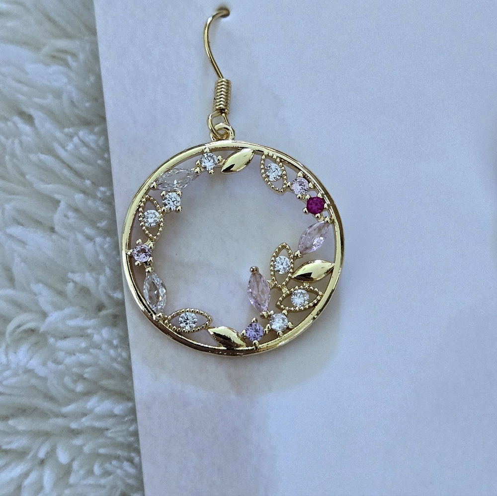 La Meno "Secret🤫 Garden💐" Earrings - Picture 3 of 16